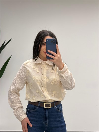 Çiçek Kabartmalı Gömlek Bej