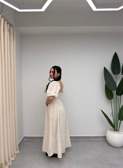 Dantel Detaylı Brode Elbise Bej