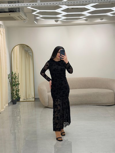 Desenli Tül Drapeli Elbise Siyah