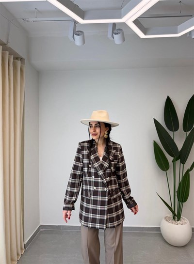 Düğmeli Ekose Ceket