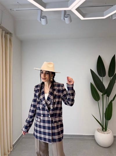 Düğmeli Ekose Ceket