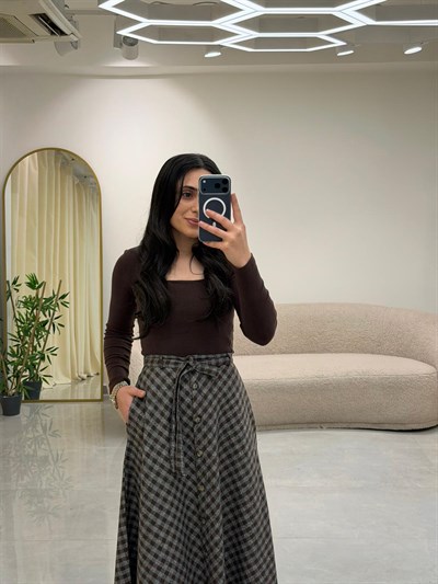 Ekose Desen Kuşaklı Önü Düğmeli Etek