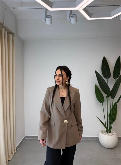 Gold Düğmeli Blazer Ceket