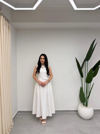 Kolsuz Kemerli Elbise Beyaz