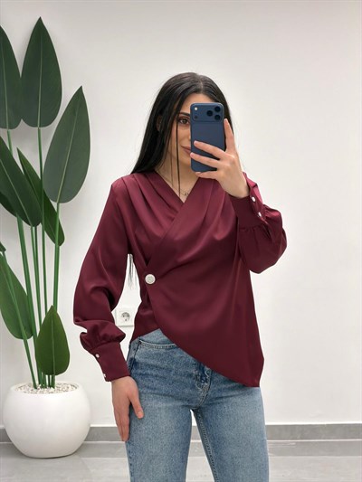 Kruvaze Yaka Düğme Detaylı Saten Bluz Bordo