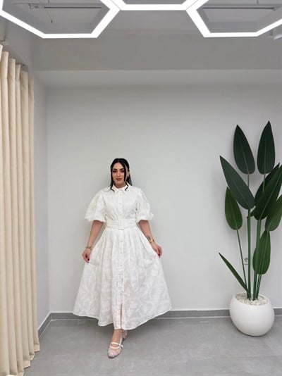 Nakışlı Balon Kol Kemerli Elbise Beyaz