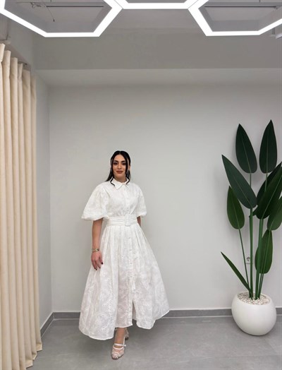 Nakışlı Balon Kol Kemerli Elbise Beyaz