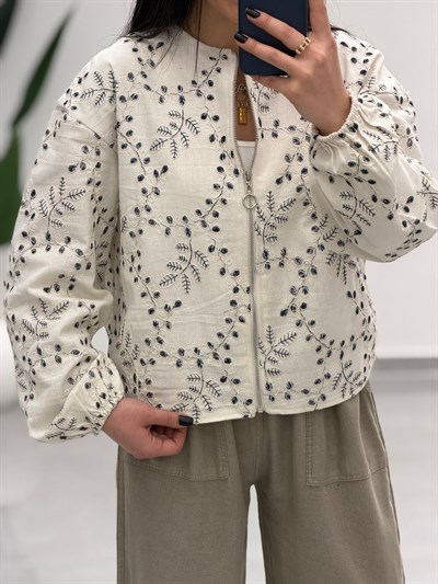 Nakışlı İşlemeli Fermuarlı Ceket