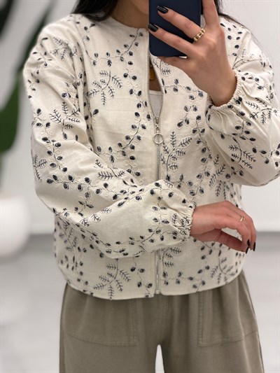 Nakışlı İşlemeli Fermuarlı Ceket