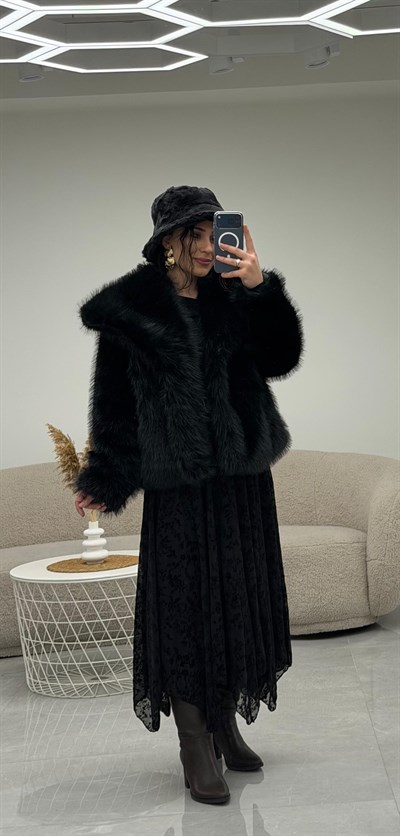 Premium Geniş Yaka Kürk Siyah