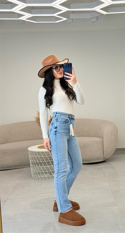 Premium Kalite Paçası Kesik Boyfit Jean Klasik Mavi