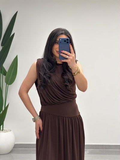 Sıfır Kol Belden Oturtmalı Elbise Kahve