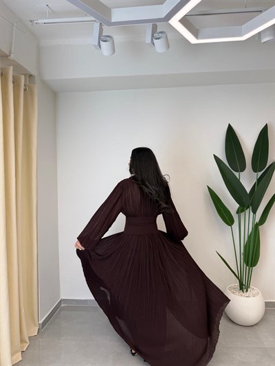 Tasarım Piliseli Bel Detay Premium Şifon Elbise Kahve