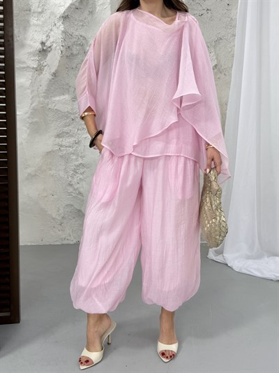 Uçuşan Pelerin Bluz Pantolon Takım pembe 