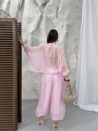 Uçuşan Pelerin Bluz Pantolon Takım pembe 