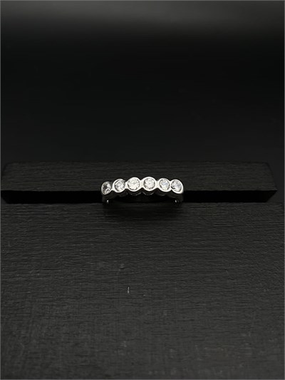 aura-pave-sira-tasli-yuzuk--9350-.jpg