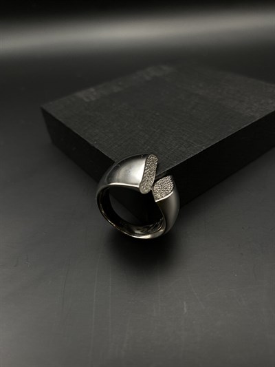 aura-pave-tas-detayli-yuzuk-3b336b.jpg