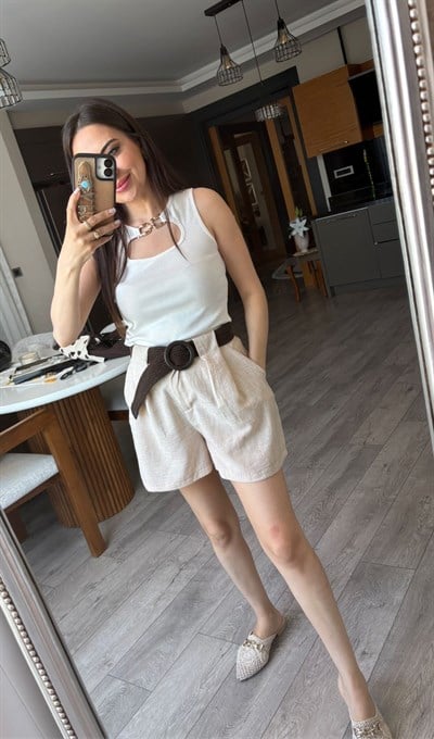 Kemerli Keten Şort