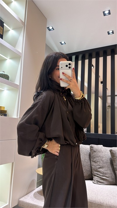 TASARIM DİK YAKA TAKIM KAHVE
