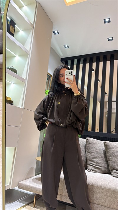 TASARIM DİK YAKA TAKIM KAHVE