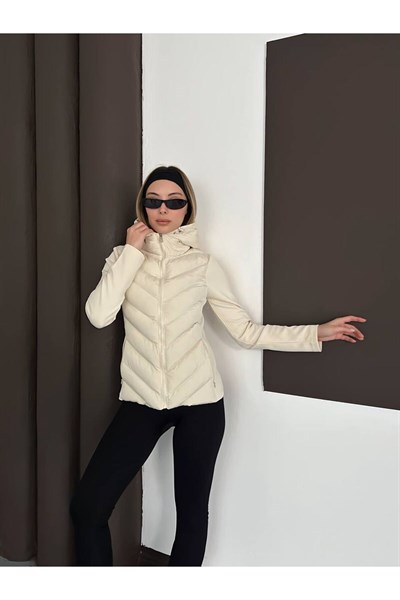 Kapüşonlu Dalgıç Detay Rüzgar geçirmez Slim Fit Şişme Mont Krem