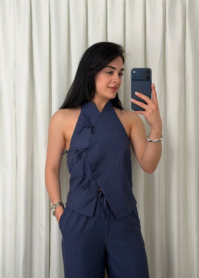 Lacivert Çizgili Takım