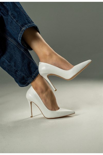 Beyaz Yüksek Topuklu Stiletto