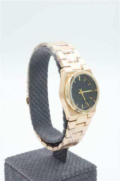 Saat Gold