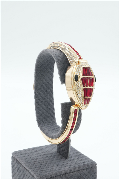 Saat Gold