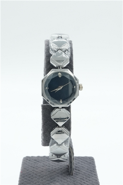 Saat Silver