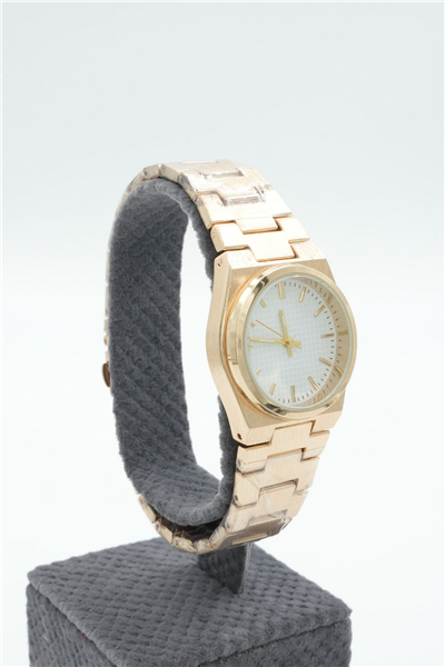 Saat Gold