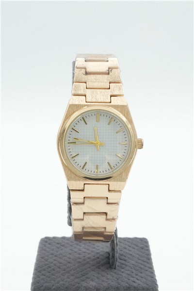 Saat Gold