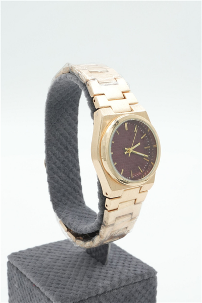 Saat Gold