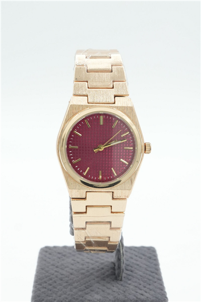 Saat Gold