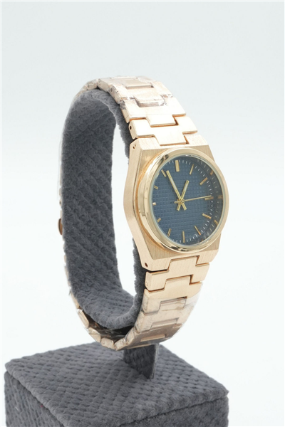 Saat Gold