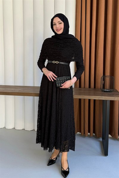 Kadın Omzu Şal Detaylı Tül Astarlı Elbise