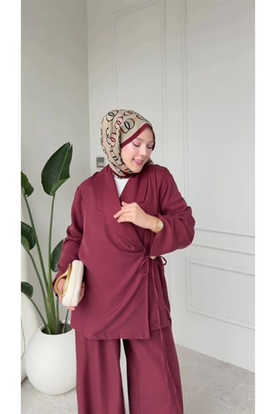 Kadın Toka Detaylı Kimono Bluz Bol Pantolonlu Takım