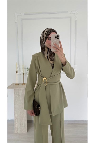 Molly Nelly Kadın Spor Kemerli Şık Ceket Takım