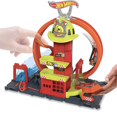  Hot Wheels Çember Pistli İtfaiye İstasyonu 