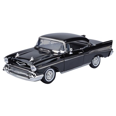 Vardem 1/18 1958 Plymouth Fury ve 1957 Chevy Bel Air Model Set
