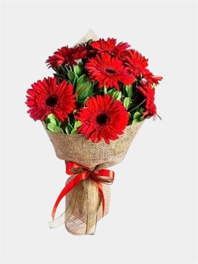 Marmaris Doğal Ambalajlı Gerbera Buketi | Sade & Şık Çiçek Aranjmanı