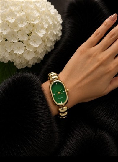 Xuping,gold kordon,yeşil kafranlı oval şekilli Şirin kadın kol saati.