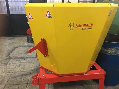 FutterMeister 1 M3 Traktor Tahrikli Yem Karma Makinası