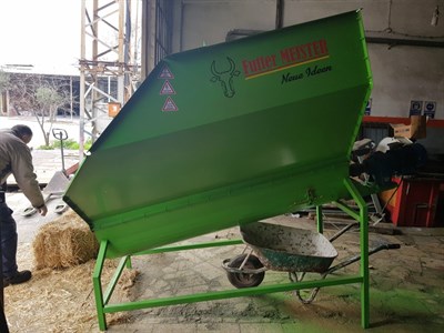 FutterMeister 2M3 Ev Elektirikli 220v Yem Karma Makinası