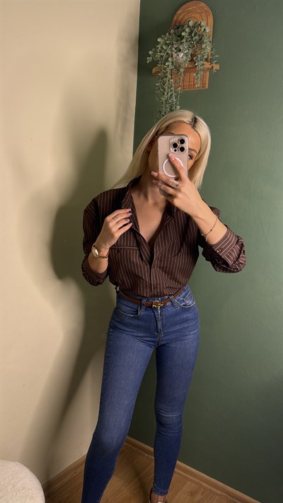 Çizgili Kahve Gömlek