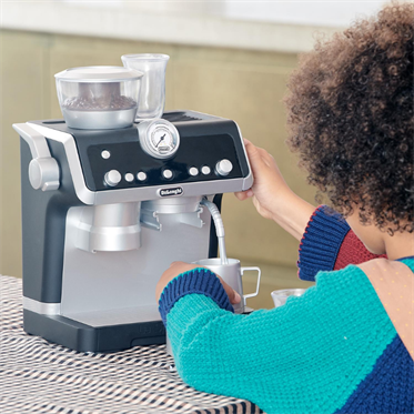 Casdon - Oyuncak DeLonghi Barista Kahve Makinesi