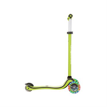 Globber Primo Plus Işıklı Scooter - Yeşil