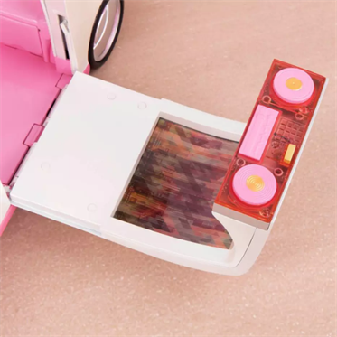 Lori Sweet Escape Luxury SUV