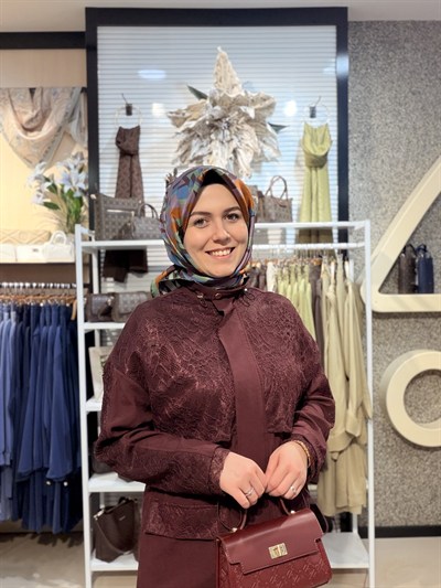PAMUKLU GÜPÜR DETAYLI TAKIM