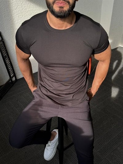 Siyah Slim-Fit Basic Pamuk Tişört